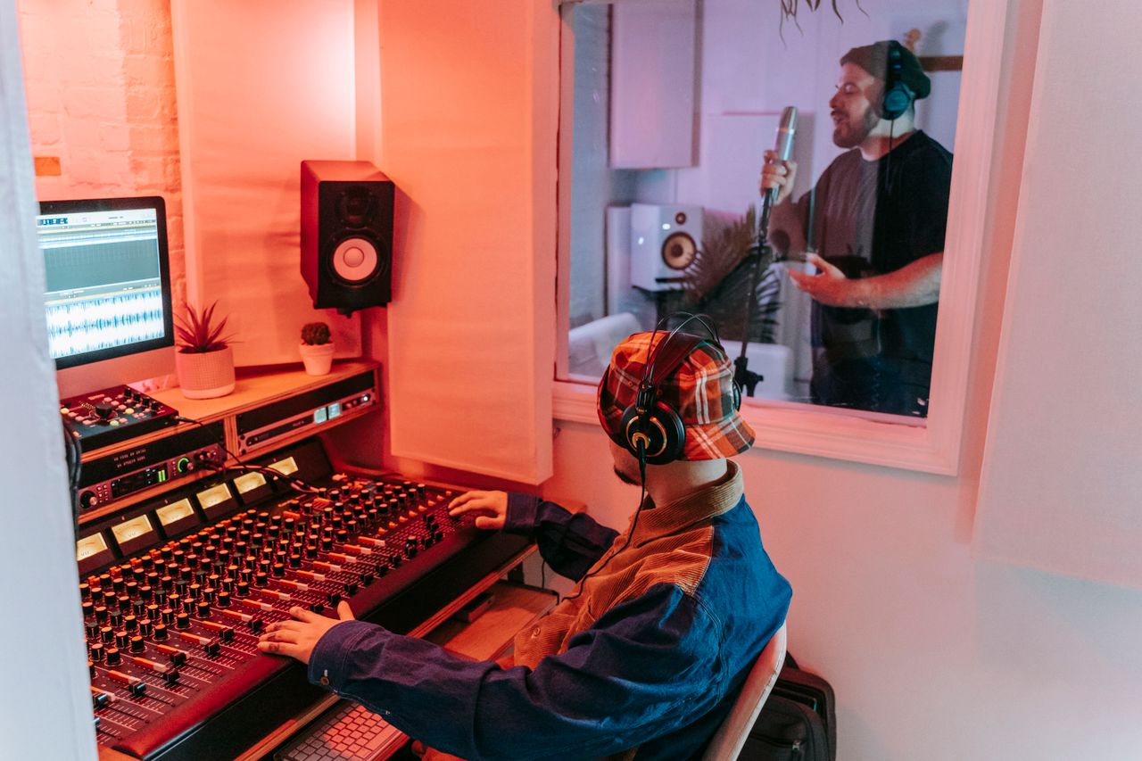 Musician registering a song copyright before release