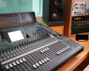 Streaming Platform Revises Its Payout Model for Independent Artists