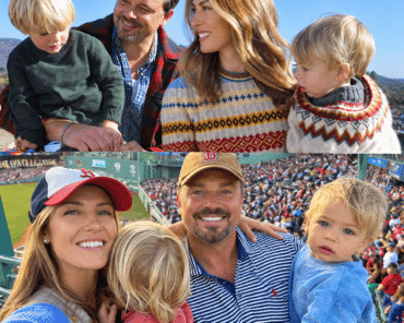 Tom Welling and Jessica Rose Lee's sons, Thomson Wylde and Rocklin Von